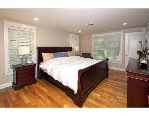 24 Linscott Road Hingham, MA 02043 - Photo 13 of 25