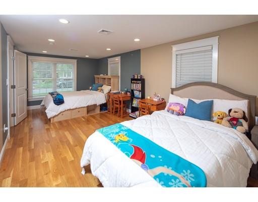 24 Linscott Road Hingham, MA 02043 - Photo 16 of 25