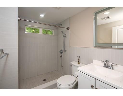 24 Linscott Road Hingham, MA 02043 - Photo 17 of 25