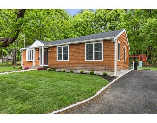 24 Linscott Road Hingham, MA 02043 - Photo 2 of 25