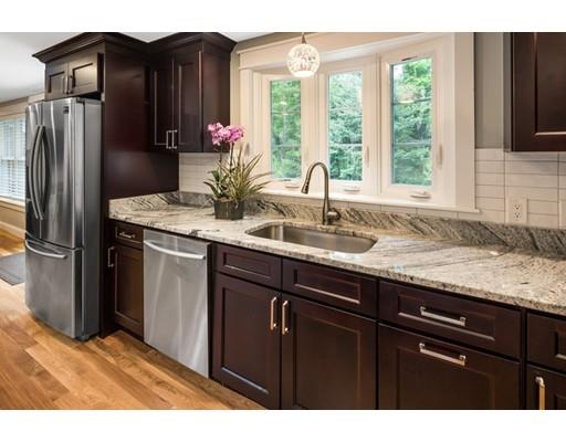 24 Linscott Road Hingham, MA 02043 - Photo 6 of 25