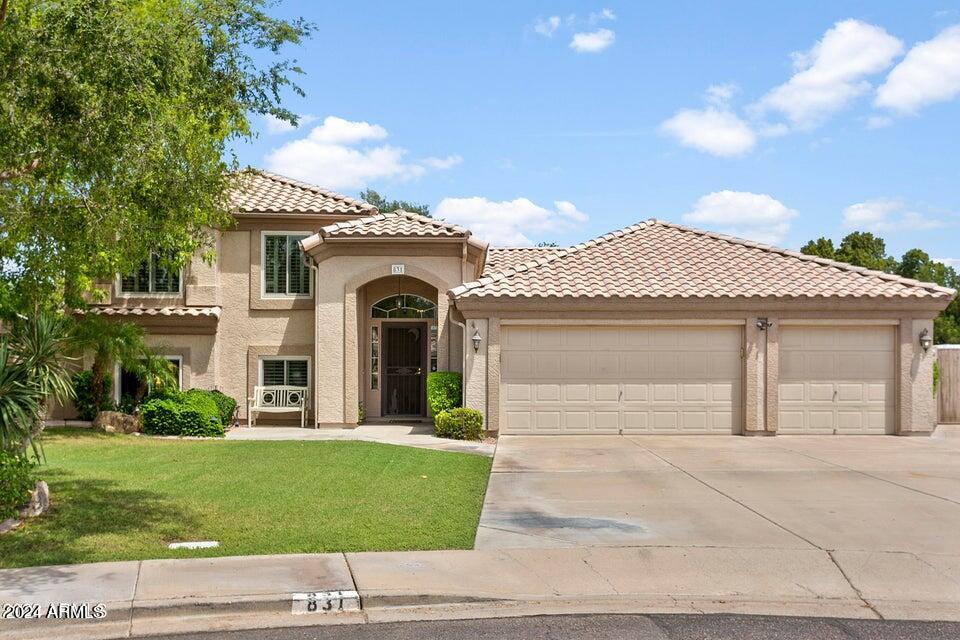 831 North Hill Circle Mesa, AZ 85203 - Photo 2 of 33 20220825170101590499000000-o