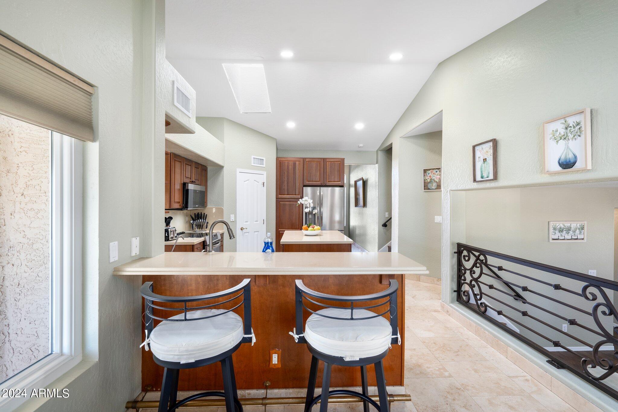 831 North Hill Circle Mesa, AZ 85203 - Photo 7 of 33 29-PML08013