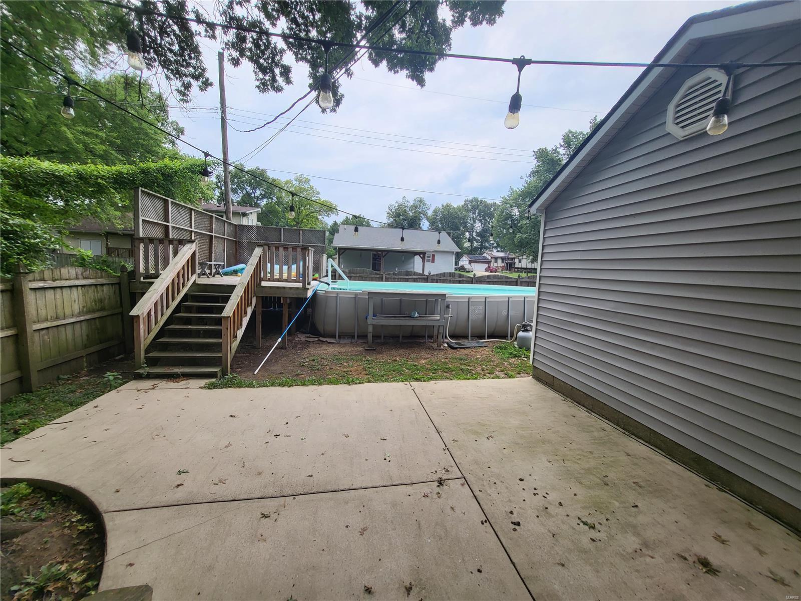 401 Hillcrest Drive Belleville, IL 62221 - Photo 3 of 61
