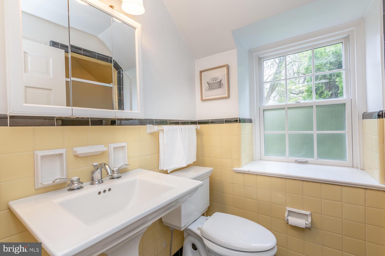 321 Haverford Road Wynnewood, PA 19096 - Photo 12 of 22 Gallery Image 12