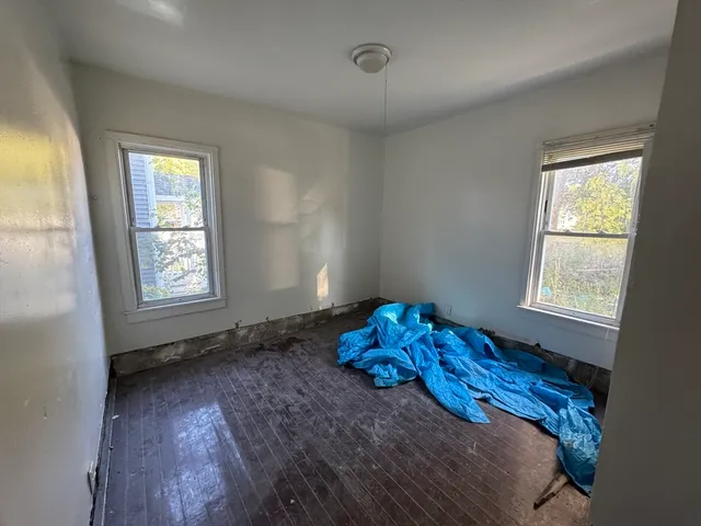 $219,999 | 131 College Street, Springfield, MA 01109