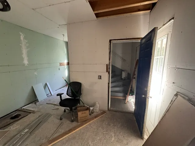 $219,999 | 131 College Street, Springfield, MA 01109