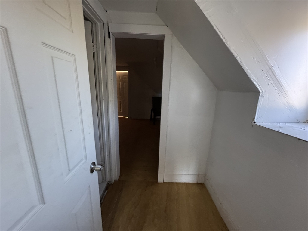 131 College Street Springfield, MA 01109 - Photo 28 of 41