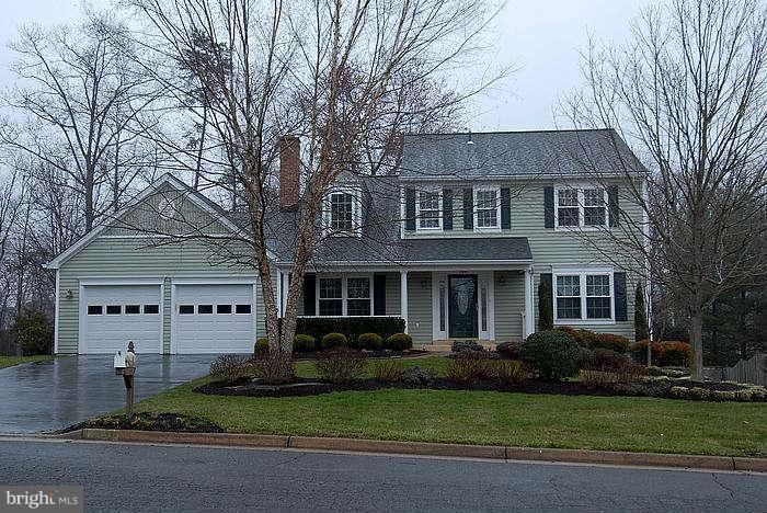 149 Seneca Ridge Drive Sterling, VA 20164 - Photo 1 of 30 Exterior (Front)