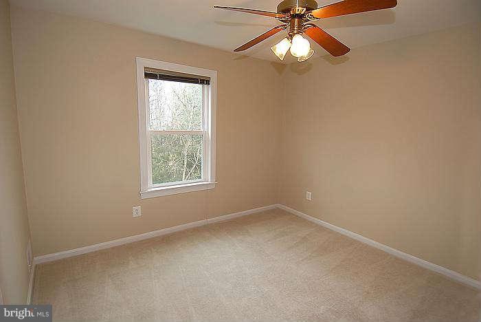 149 Seneca Ridge Drive Sterling, VA 20164 - Photo 20 of 30 Bedroom