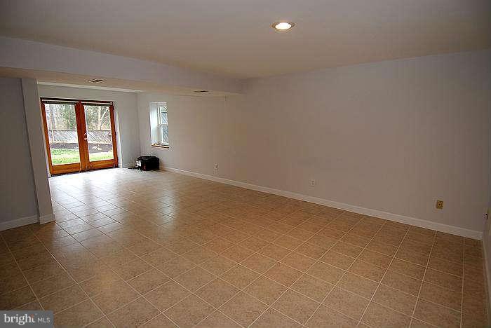 149 Seneca Ridge Drive Sterling, VA 20164 - Photo 24 of 30 Interior (General)