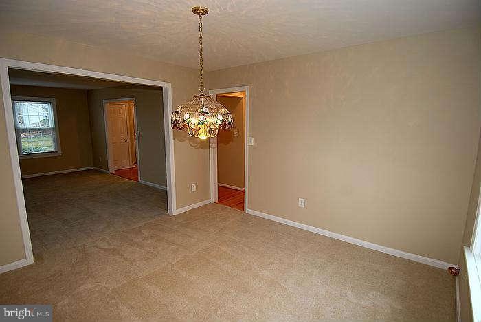149 Seneca Ridge Drive Sterling, VA 20164 - Photo 8 of 30 Dining Room