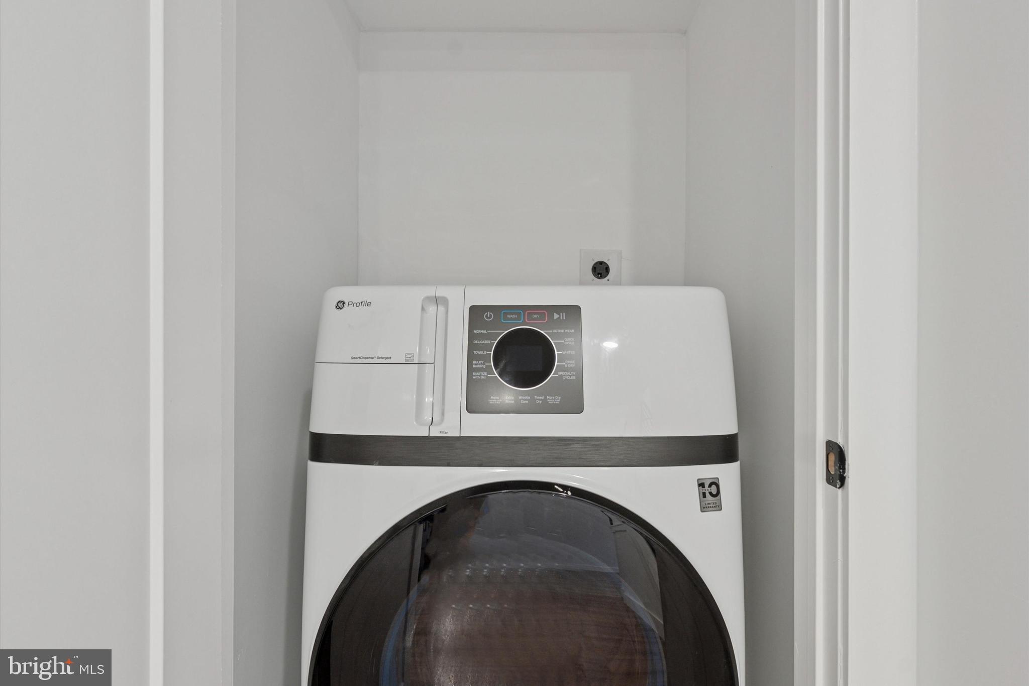 538 Federal Street, Unit 104 Philadelphia, PA 19147 - Photo 8 of 27 a close up view of washer and dryer