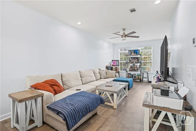 $220,000 | 519 Forsyth Drive, Hinesville, GA 31313