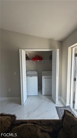 $2,100 | 3914 9th Street West, Lehigh Acres, FL 33971