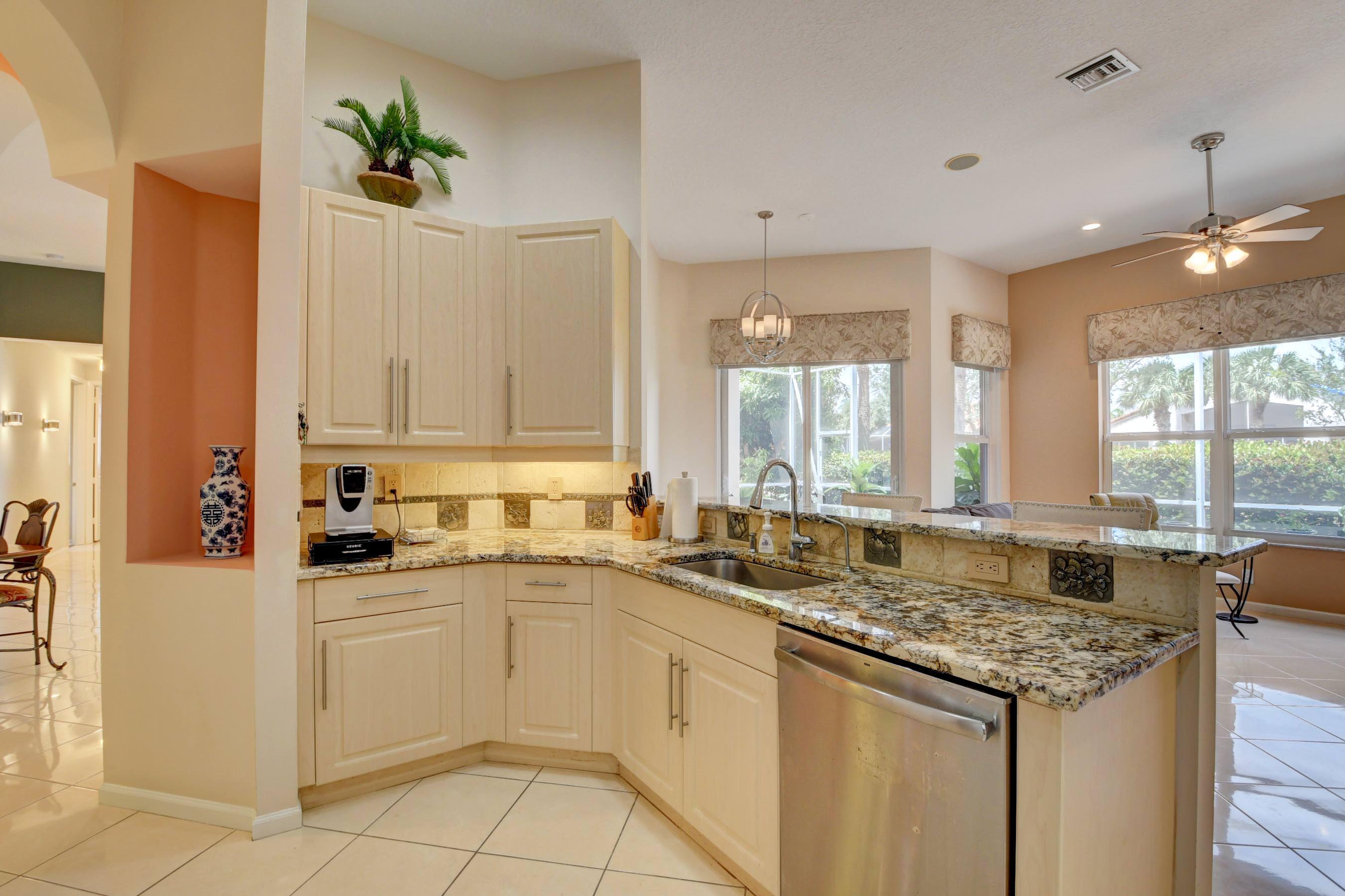 6637 Garde Road Boynton Beach, FL 33472 - Photo 12 of 46 6637-25