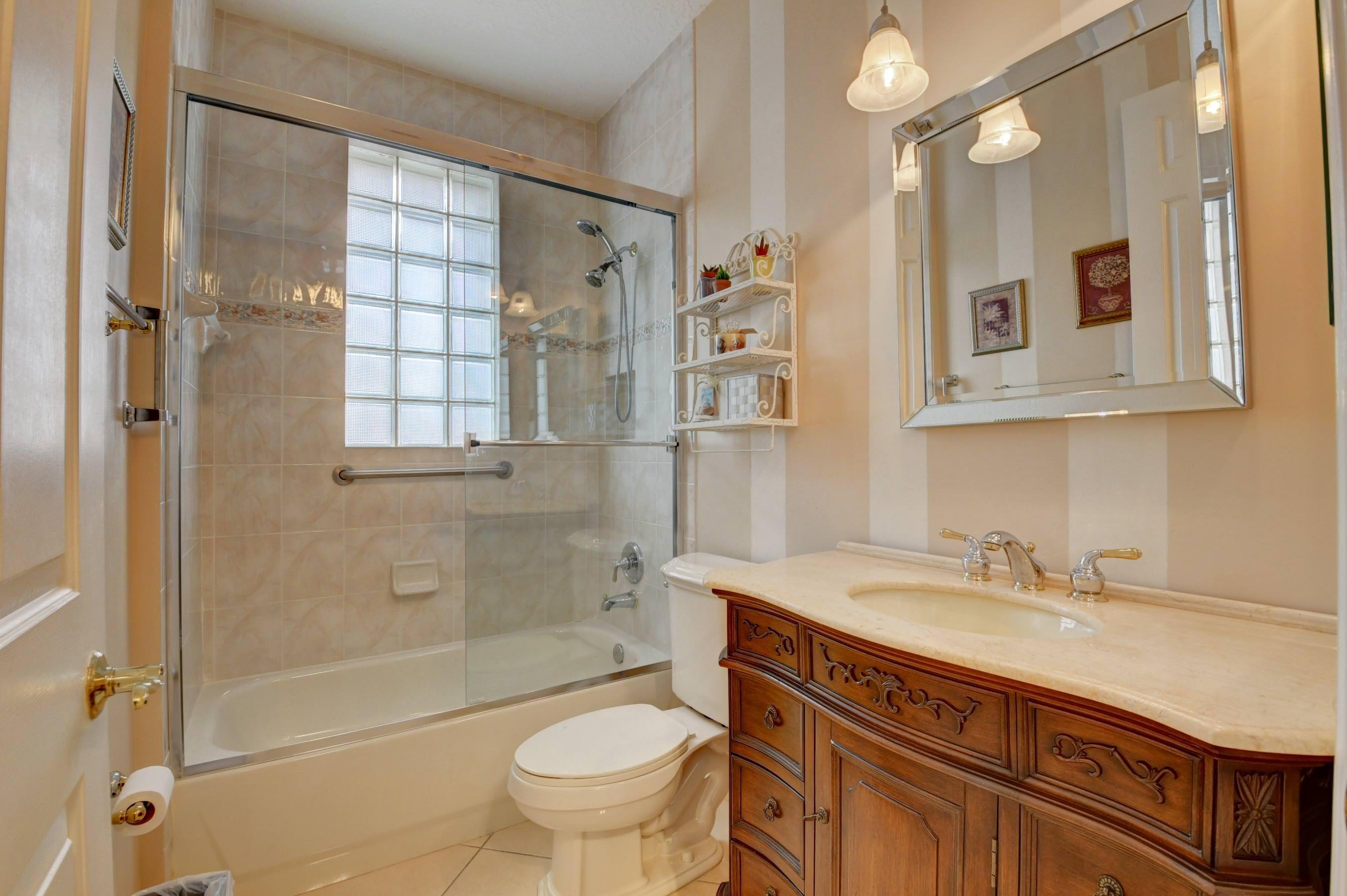 6637 Garde Road Boynton Beach, FL 33472 - Photo 18 of 46 6637-15