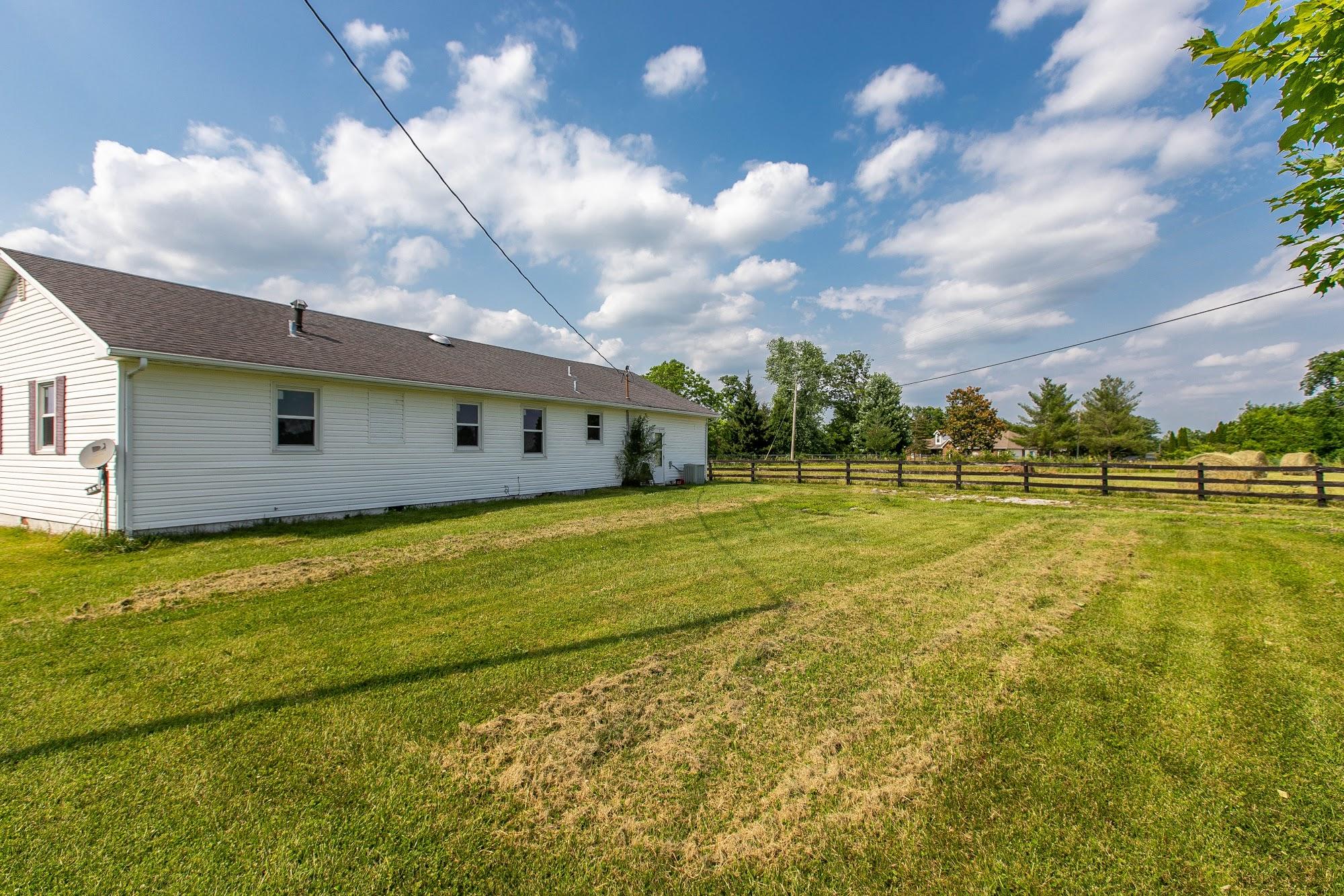 2009 Brassfield Road Richmond, KY 40475 - Photo 2 of 28 9EAF127C-D6C1-4BB1-A1D3-760598668E91