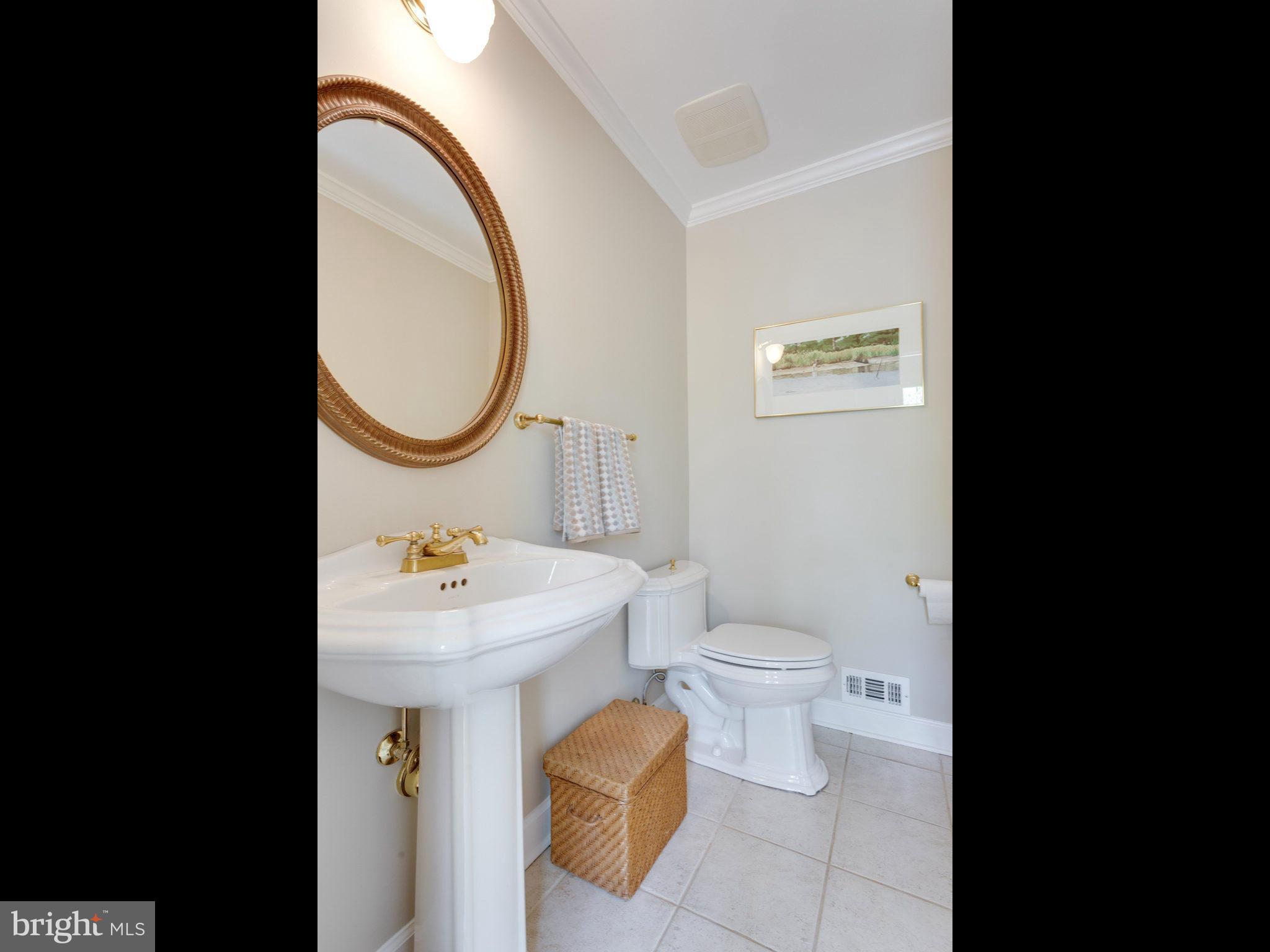 8614 Brook Road McLean, VA 22102 - Photo 20 of 30 Bath
