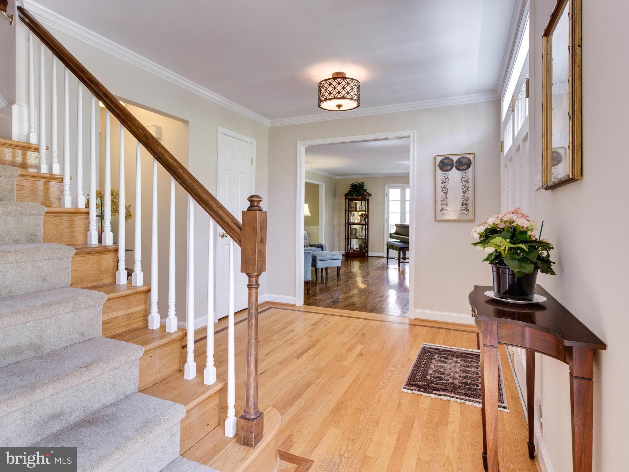 8614 Brook Road McLean, VA 22102 - Photo 3 of 30 Foyer
