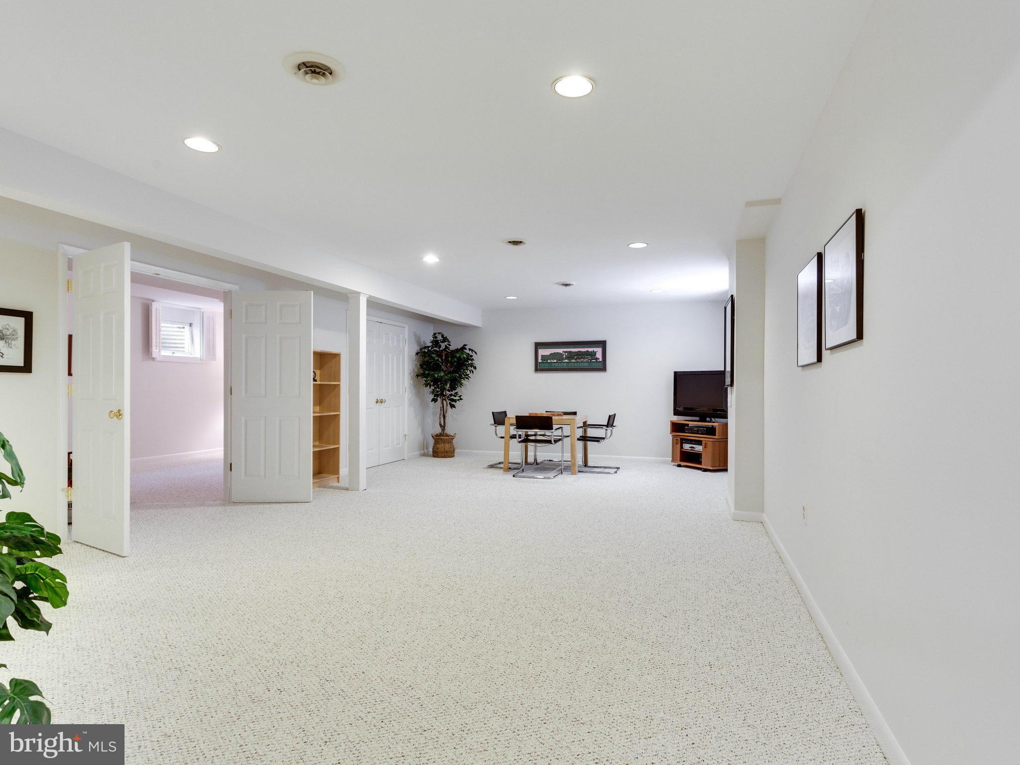 8614 Brook Road McLean, VA 22102 - Photo 22 of 30 Basement