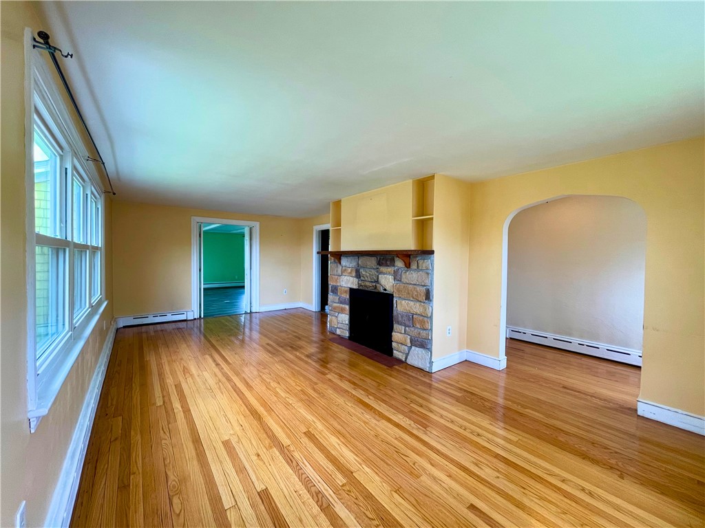 54 Durfee Road Tiverton, RI 02878 - Photo 5 of 25