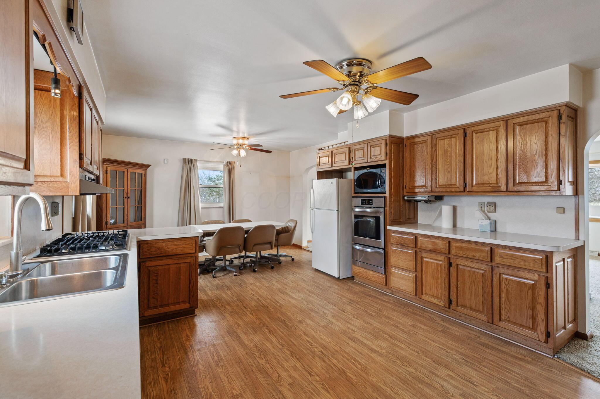 1322 Richter Road Columbus, OH 43223 - Photo 12 of 48 2025-3-3 1322 Richter Rd 046