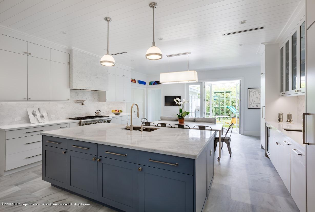 135 Seagate Road Palm Beach, FL 33480 - Photo 9 of 25 Kithen