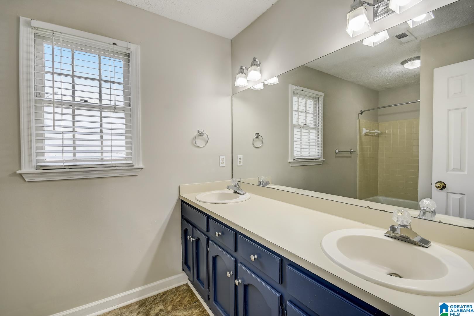 428 Russet Hollow Road Birmingham, AL 35244 - Photo 7 of 30
