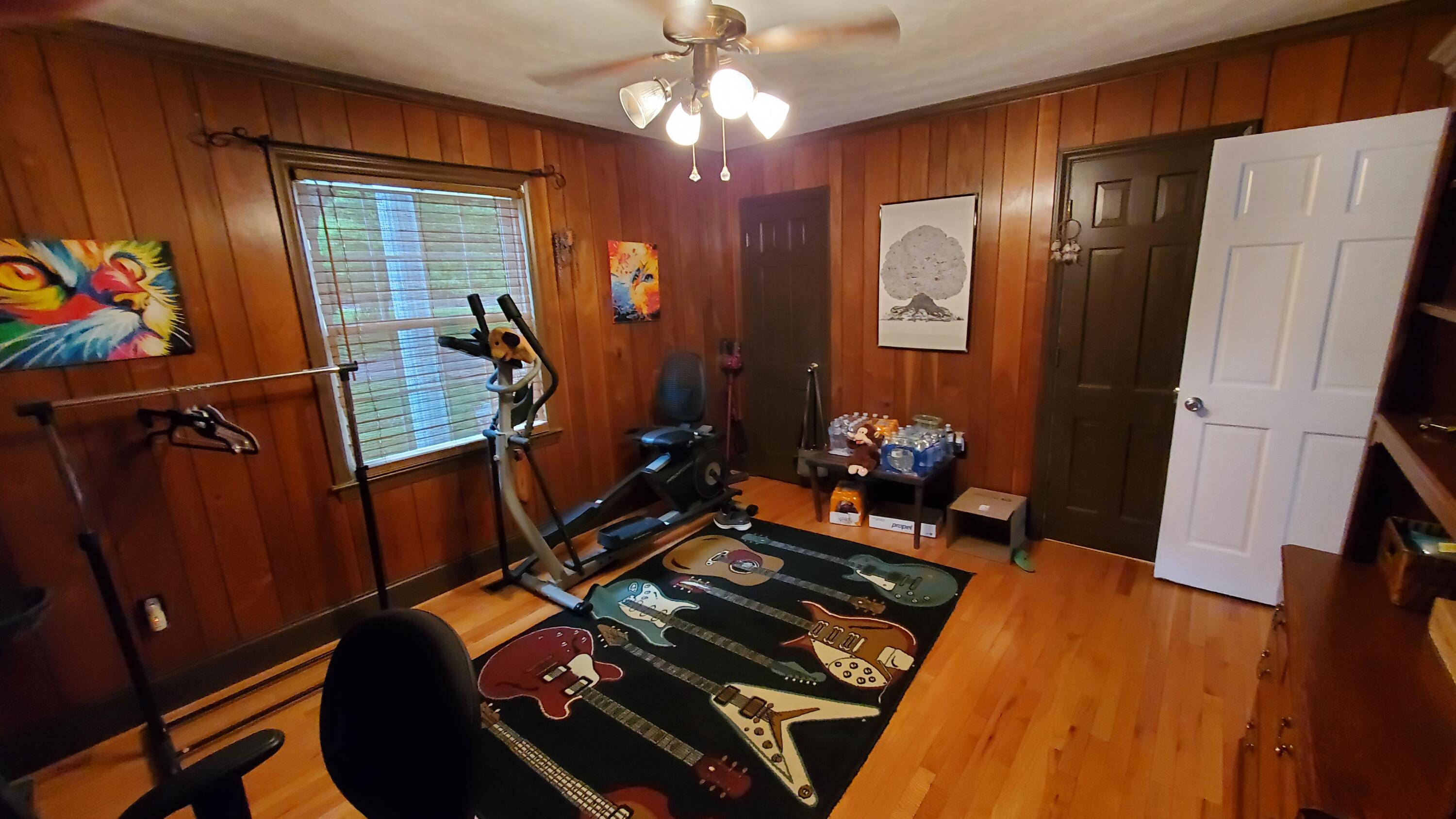1000 Mountain View Road Vinton, VA 24179 - Photo 17 of 33 20220528_101543