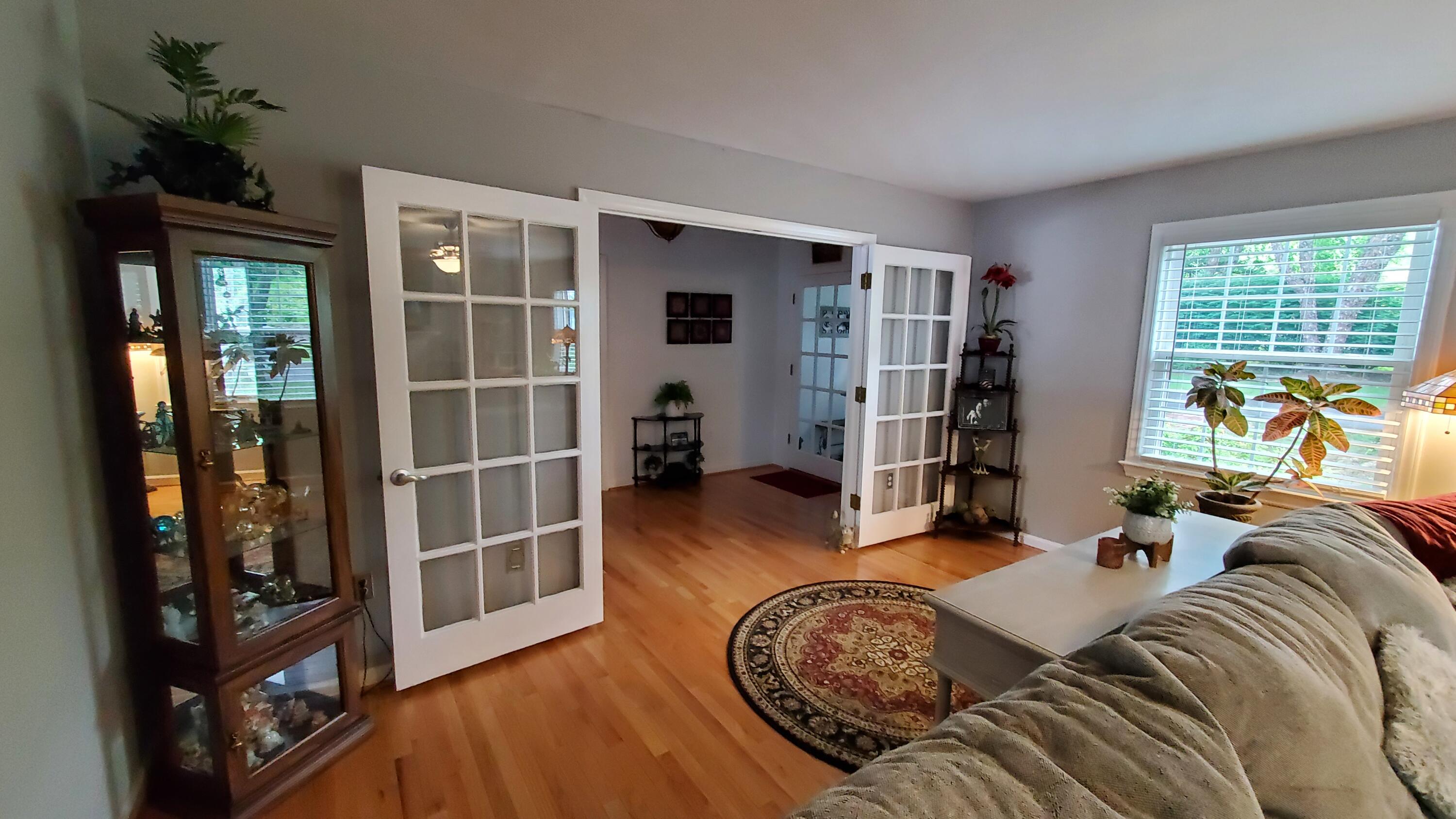 1000 Mountain View Road Vinton, VA 24179 - Photo 4 of 33 20220528_100903