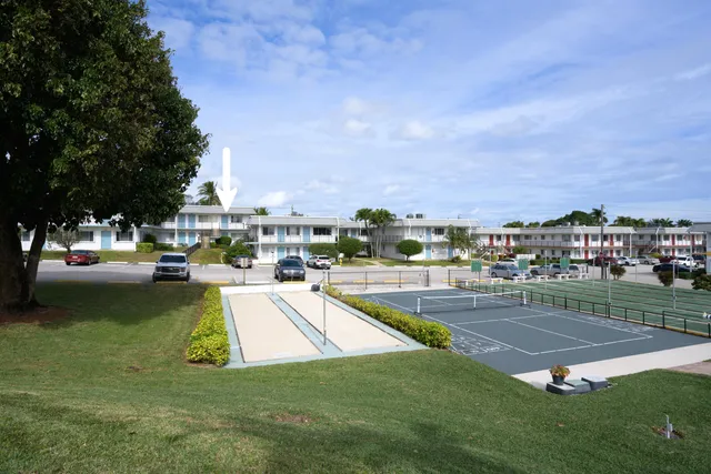 a view of a basketball court