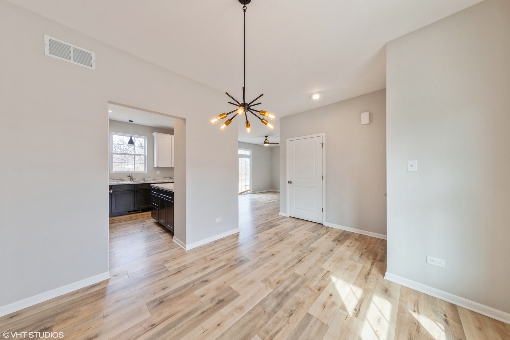 200 Crystal Lane Steger, IL 60475 - Photo 10 of 24 a view of a kitchen and a sink