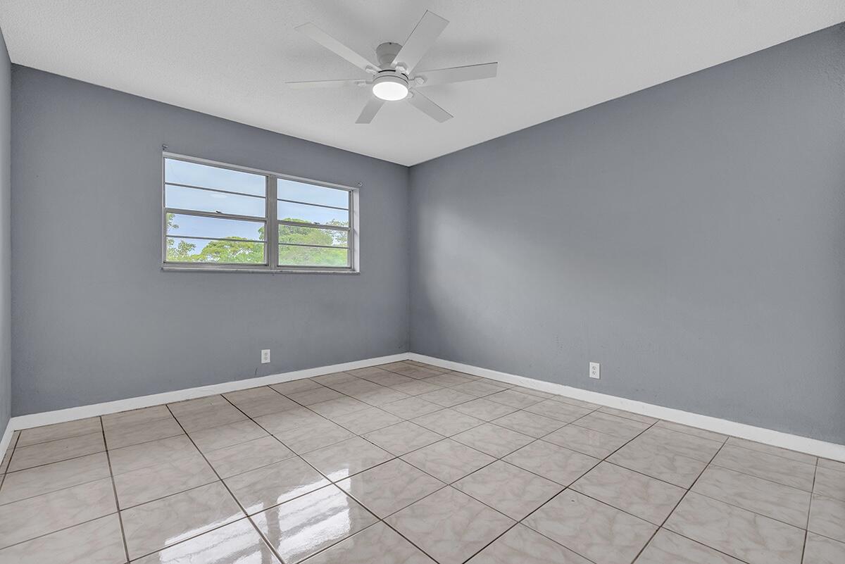 340 Northwest 19th Street, Unit 3080 Boca Raton, FL 33432 - Photo 8 of 15 DSC09419