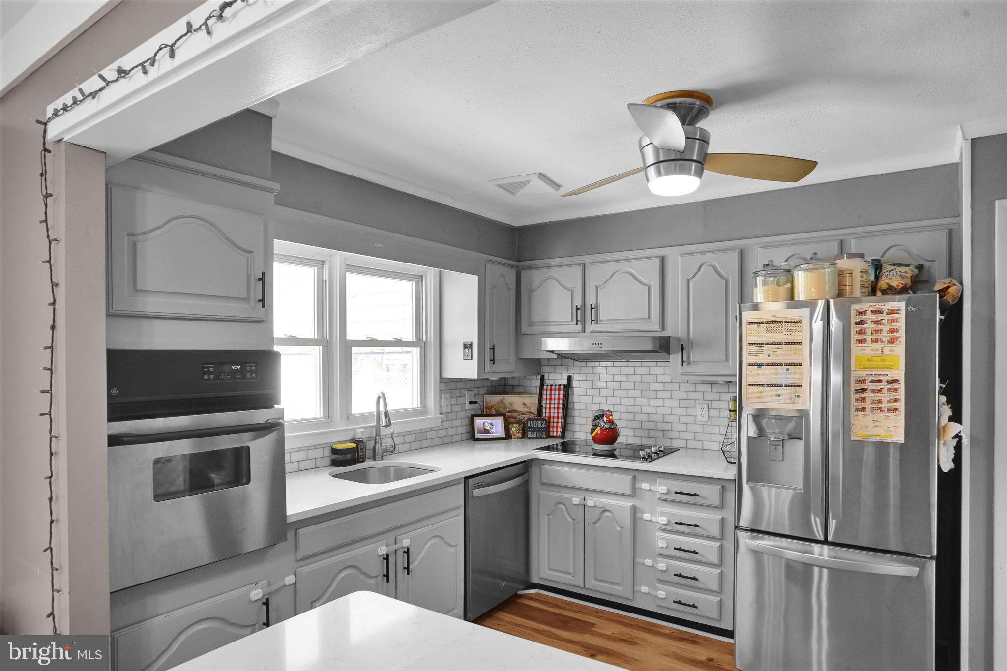 224 Bard Avenue Reading, PA 19608 - Photo 10 of 33 E26A8573