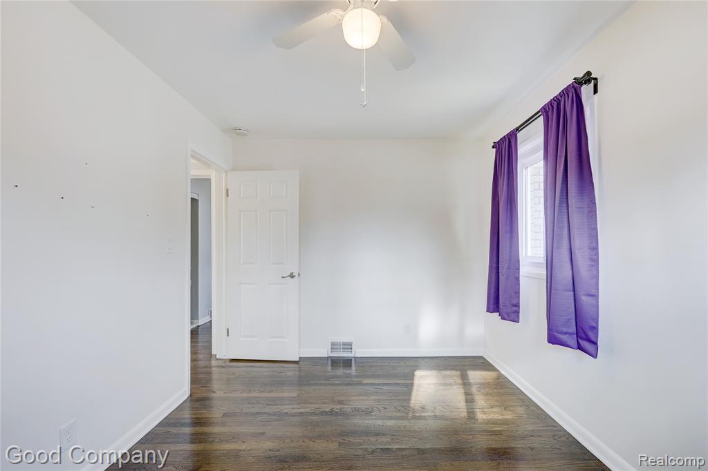 1303 Sycamore Drive Rochester, MI 48307 - Photo 29 of 53