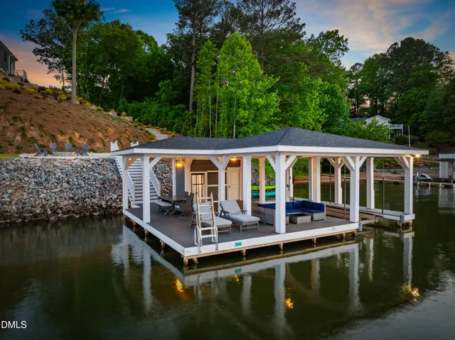 $2,250,000 | 112 Holt Circle, Littleton, NC 27850