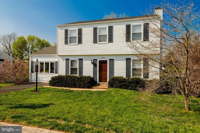 $3,100 | 13314 Hollinger Avenue, Fairfax, VA 22033