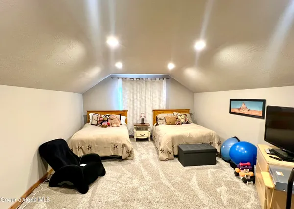 $649,500 | 50 Bellflower Court, Blanchard, ID 83804