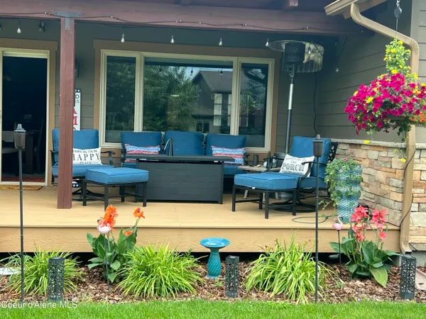 $649,500 | 50 Bellflower Court, Blanchard, ID 83804