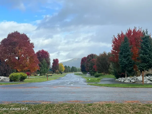 $649,500 | 50 Bellflower Court, Blanchard, ID 83804