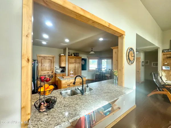 $649,500 | 50 Bellflower Court, Blanchard, ID 83804