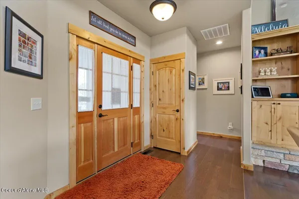 $619,000 | 50 Bellflower Court, Blanchard, ID 83804