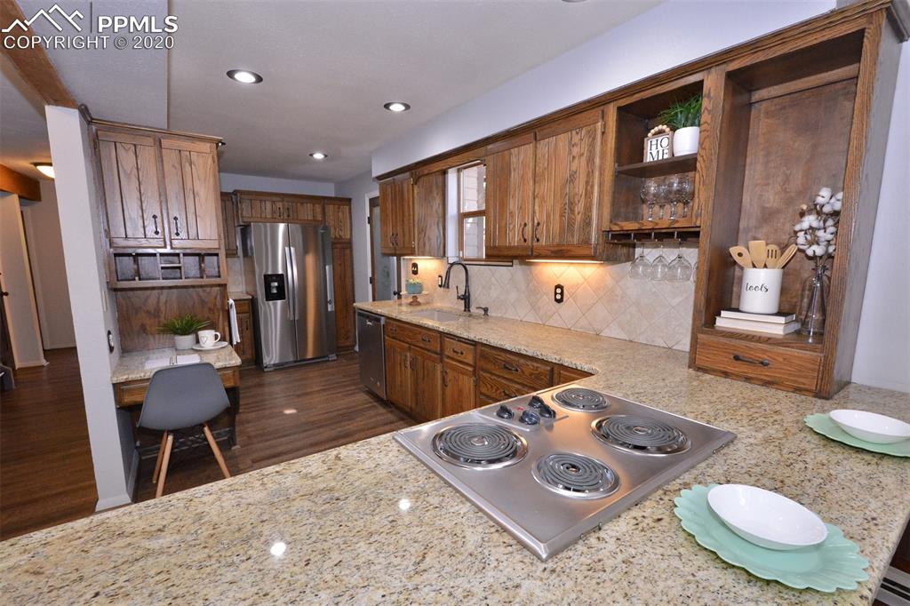 8716 Chipita Park Road Cascade, CO 80809 - Photo 17 of 50