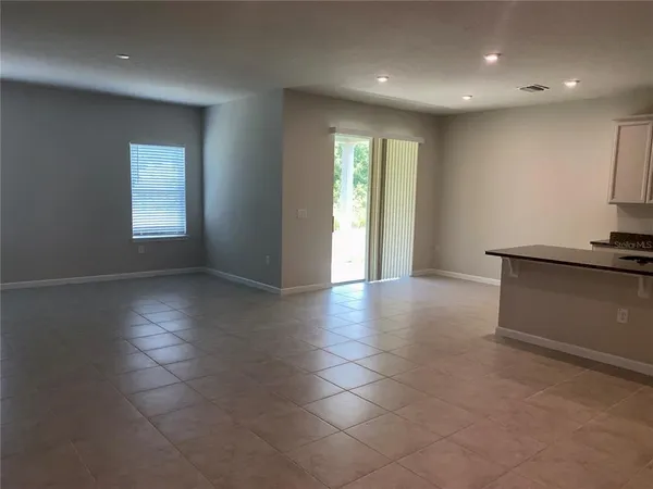 $2,600 | 18236 Hunters Meadow Walk, Land O Lakes, FL 34638