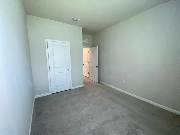 $2,600 | 18236 Hunters Meadow Walk, Land O Lakes, FL 34638