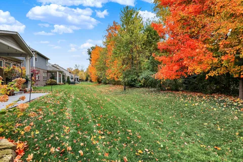 $875,000 | 2790 West High Grove Circle, Zionsville, IN 46077