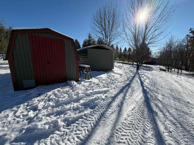 $69,900 | 20549 Big Timber Ridge Road, Eastman, WI 54626