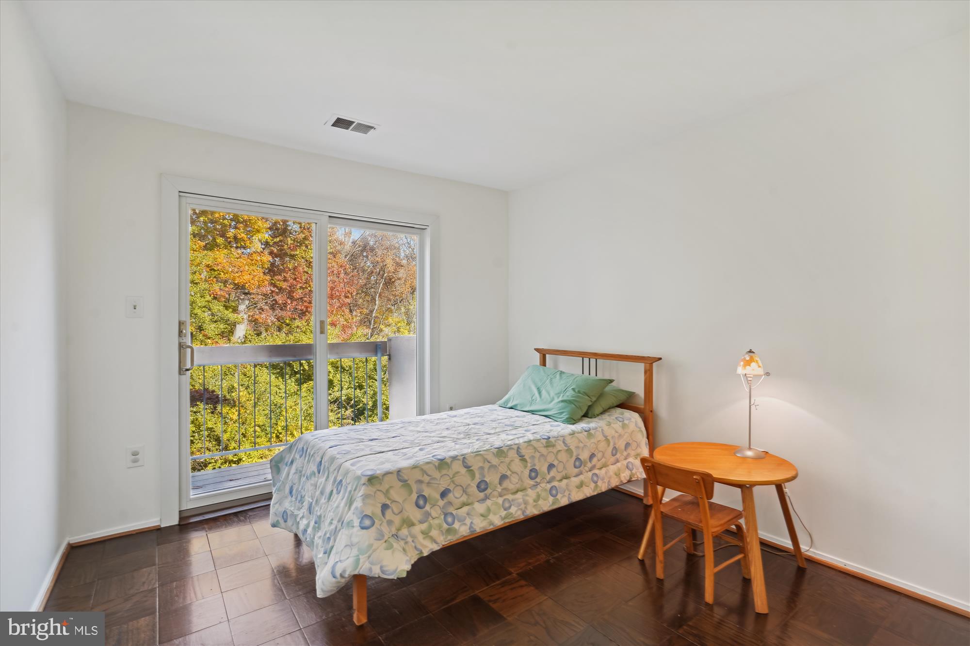 11648 Mediterranean Court Reston, VA 20190 - Photo 21 of 43 Bedroom 3