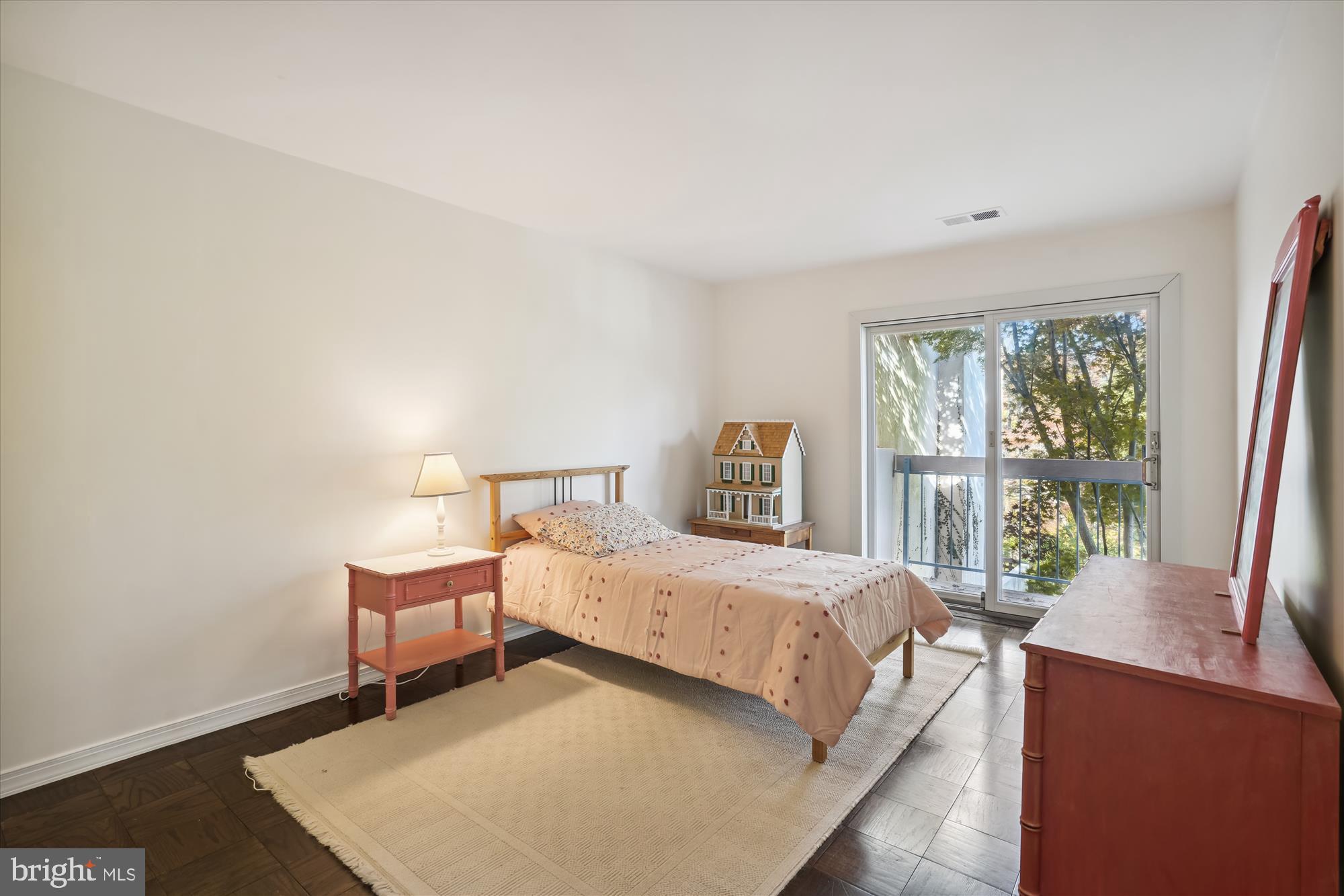 11648 Mediterranean Court Reston, VA 20190 - Photo 23 of 43 Bedroom 4